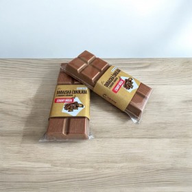 Dubajská čokoláda z Cukrárny Jařabová, lískový oříšek, malá tabulka 