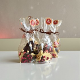 Lámaná čokoláda s ořechy a sušeným ovocem, 100g (3)