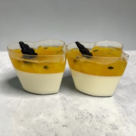 Pohárek Panna Cotta mango-maracuja (1)