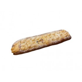 Dlouhý tvarohovo-malinový koláč