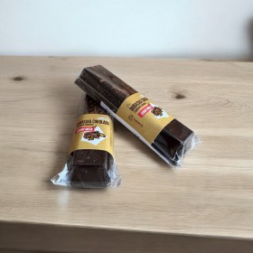 Dubajská čokoláda, hořká, lískový oříšek - tyčinka
