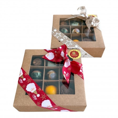 Růžová nebo přírodní bonboniéra - pralinky 9ks